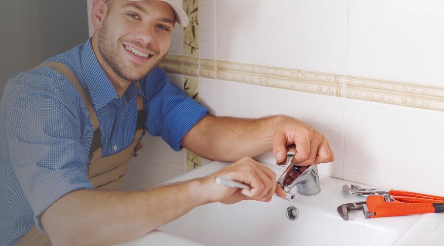 Handle or spout repair in Hannibal, MO